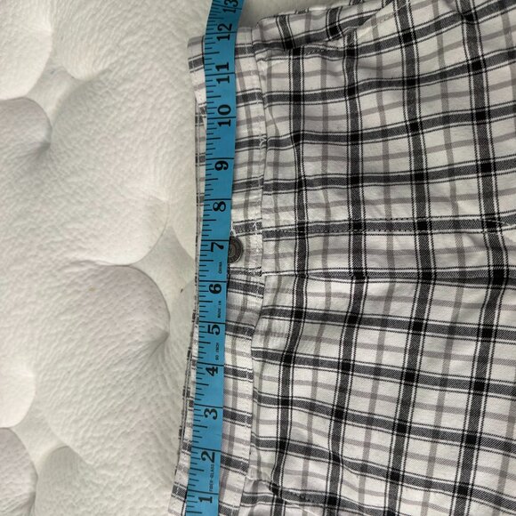 15 Hollister High Waist Wide Leg Plaid Trousers with Pleating and Pockets - Picture 3 of 5